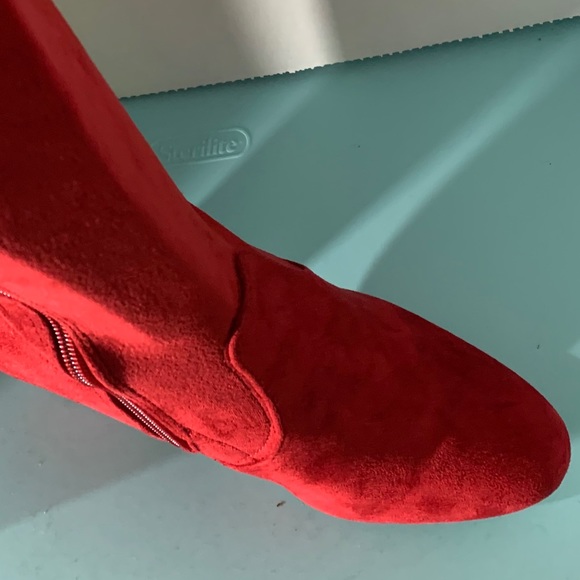 NEW CHERRY RED FAUX SUEDE THIGH HIGH BOOTS - Picture 7 of 10